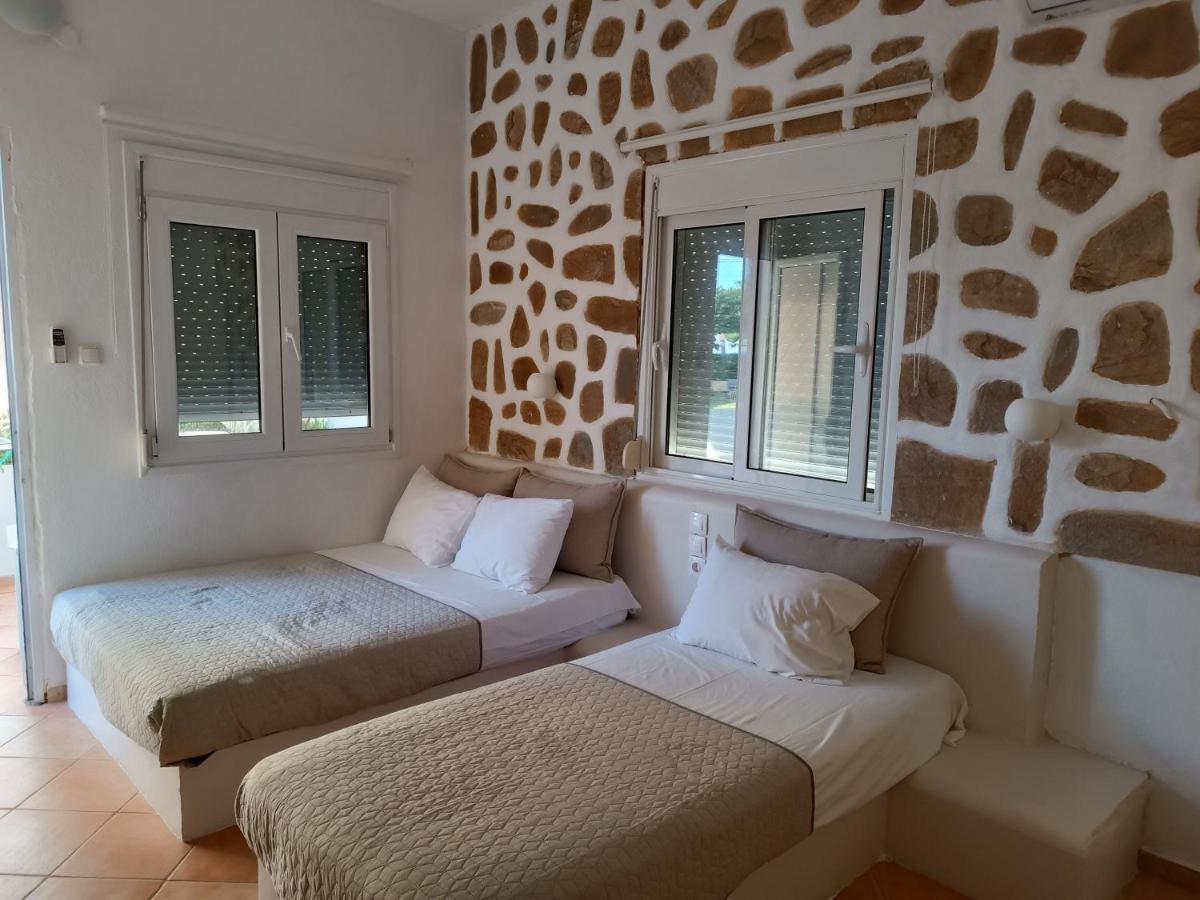 Isalos Velika  Extérieur photo