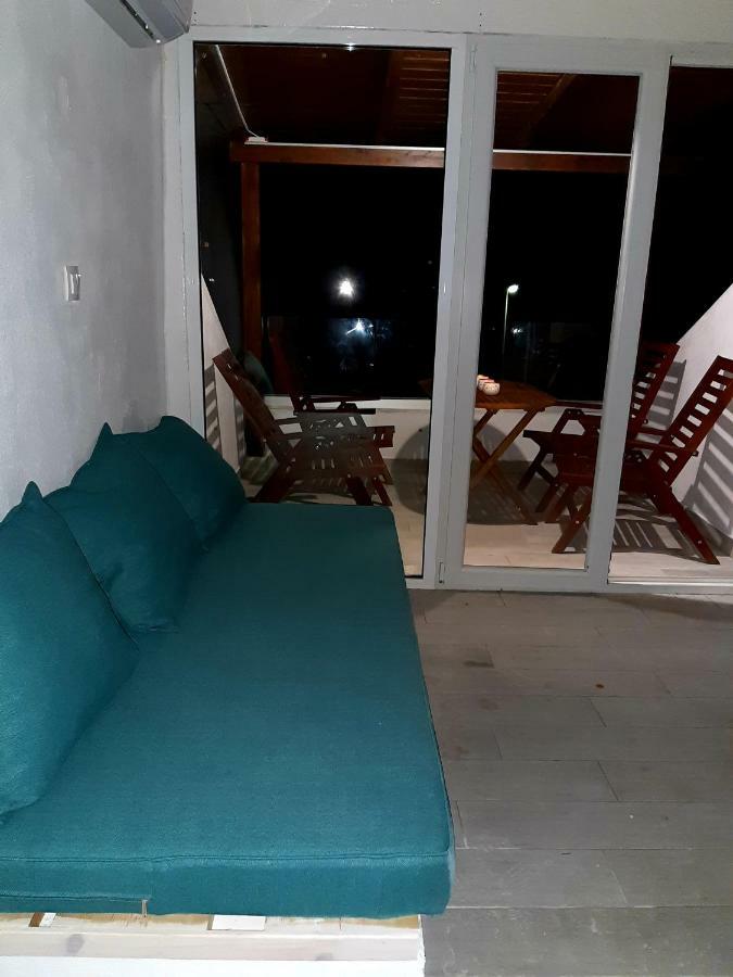 Isalos Velika  Extérieur photo